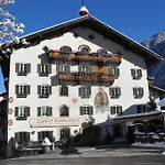 호텔 Alpenhotel Kramerwirt 4*
