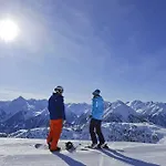 Alpenhotel Kramerwirt 호텔 4*