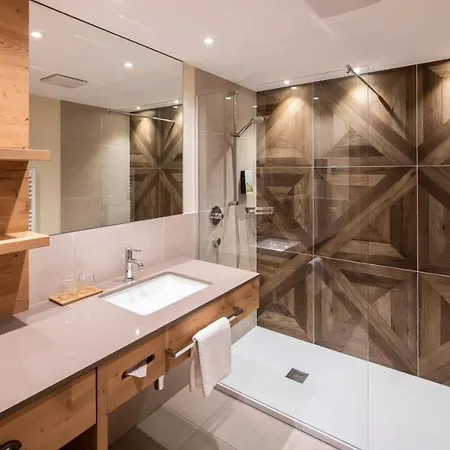 Szálloda Alpenhotel Kramerwirt