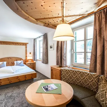 Готель Alpenhotel Kramerwirt