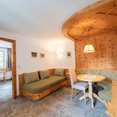 Готель Alpenhotel Kramerwirt 4*