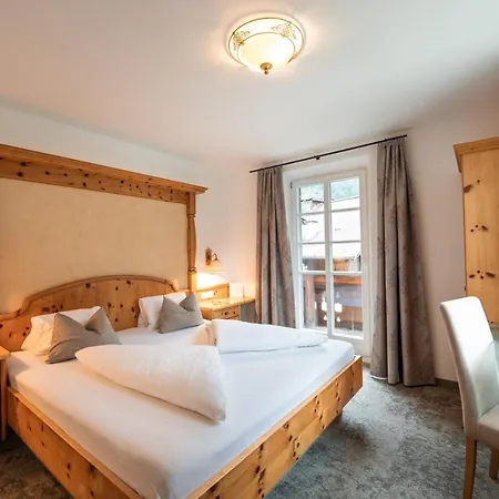 Alpenhotel Kramerwirt ホテル マイヤーホーフェン