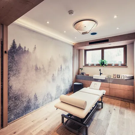 Alpenhotel Kramerwirt ホテル 4*