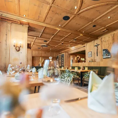 Alpenhotel Kramerwirt Otel 4*