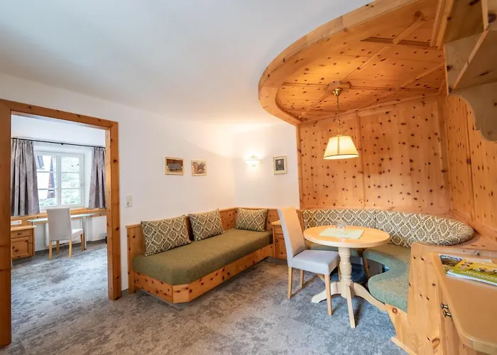 Otel Alpenhotel Kramerwirt 4*